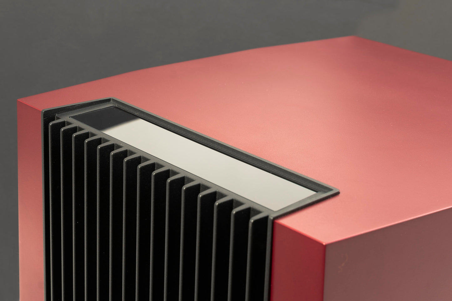 XR11 Subwoofer Anniversary Edition - Ruby Frostbite