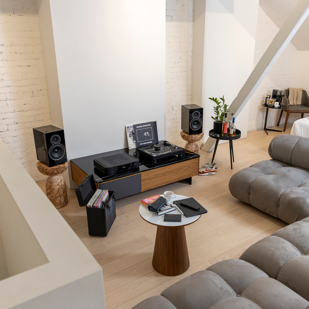 341 Integrated Amplifier - Two Tone