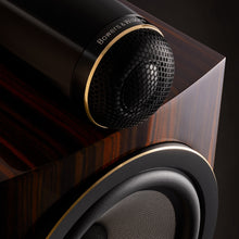 705 S3 Signature Bookshelf Speaker - Datuk Gloss