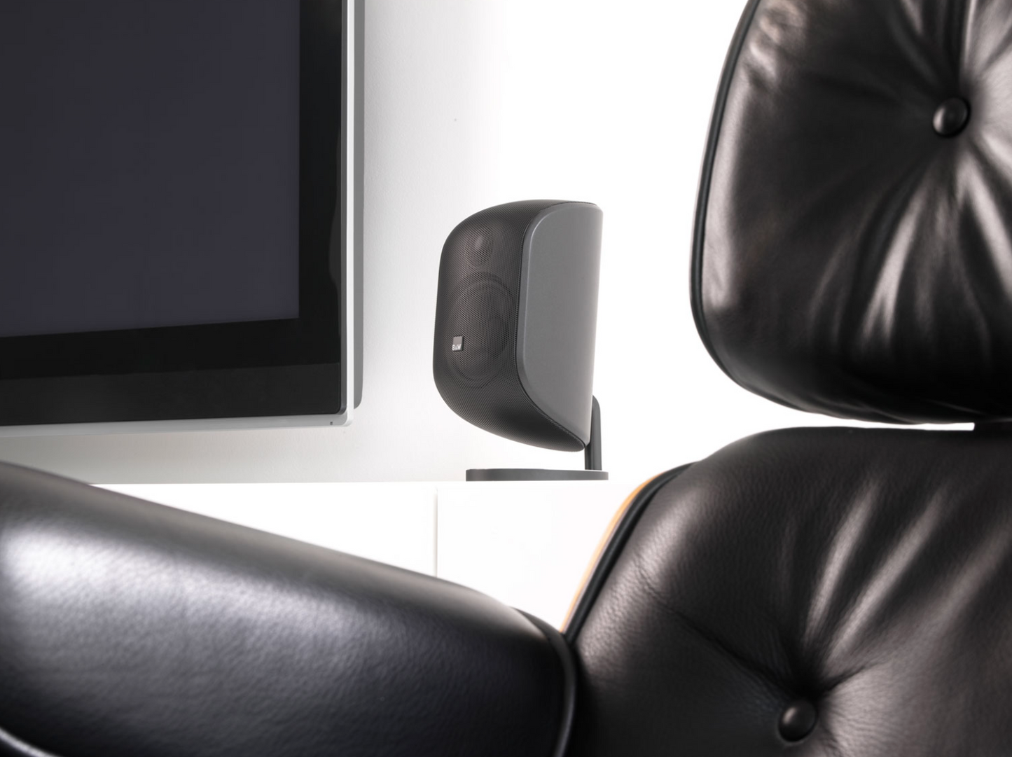 M1 Satellite Speaker - White