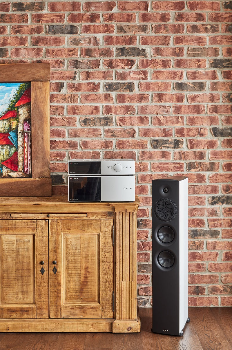 STR Stereo Amplifier - Silver