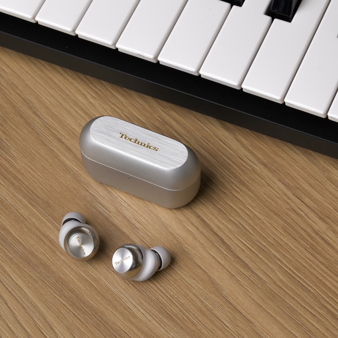 AZ100 True Wireless Earbuds with Magnetic Fluid Driver - Silver