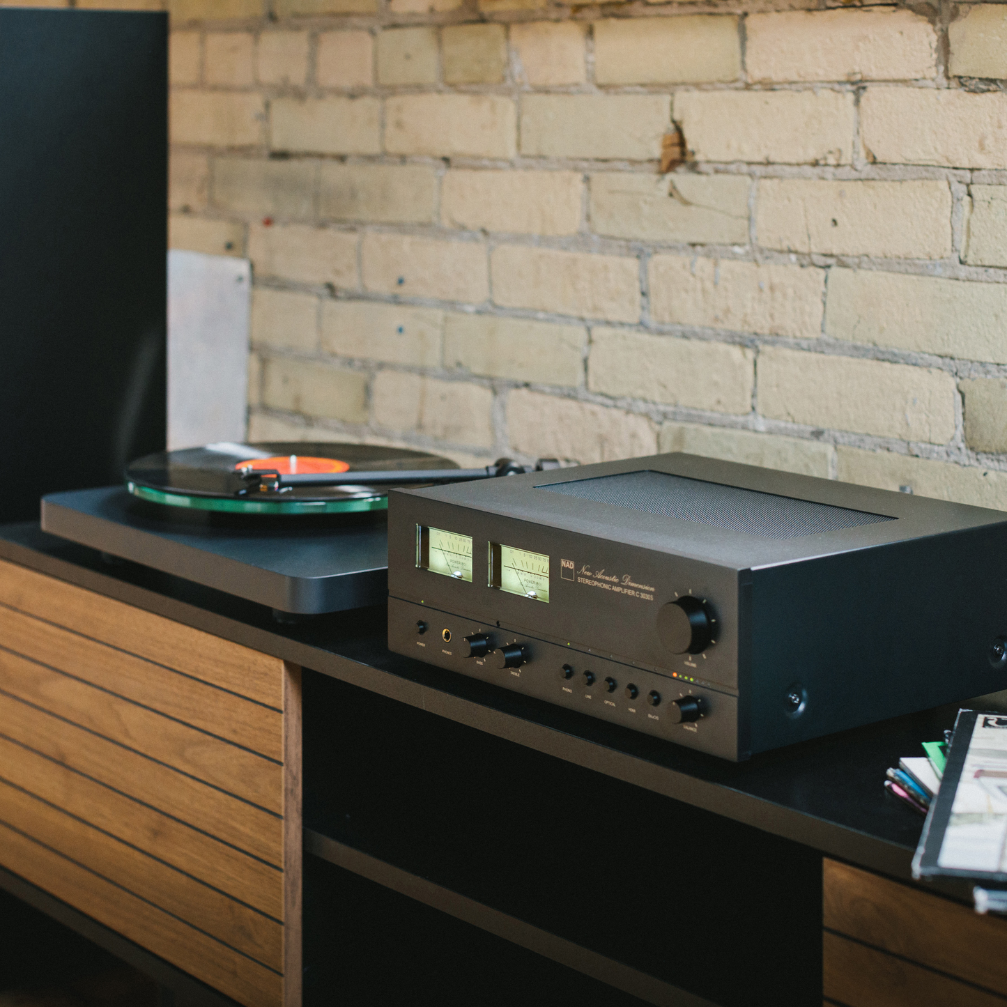 PRE-ORDER C 3030S Integrated Amplifier with BluOS