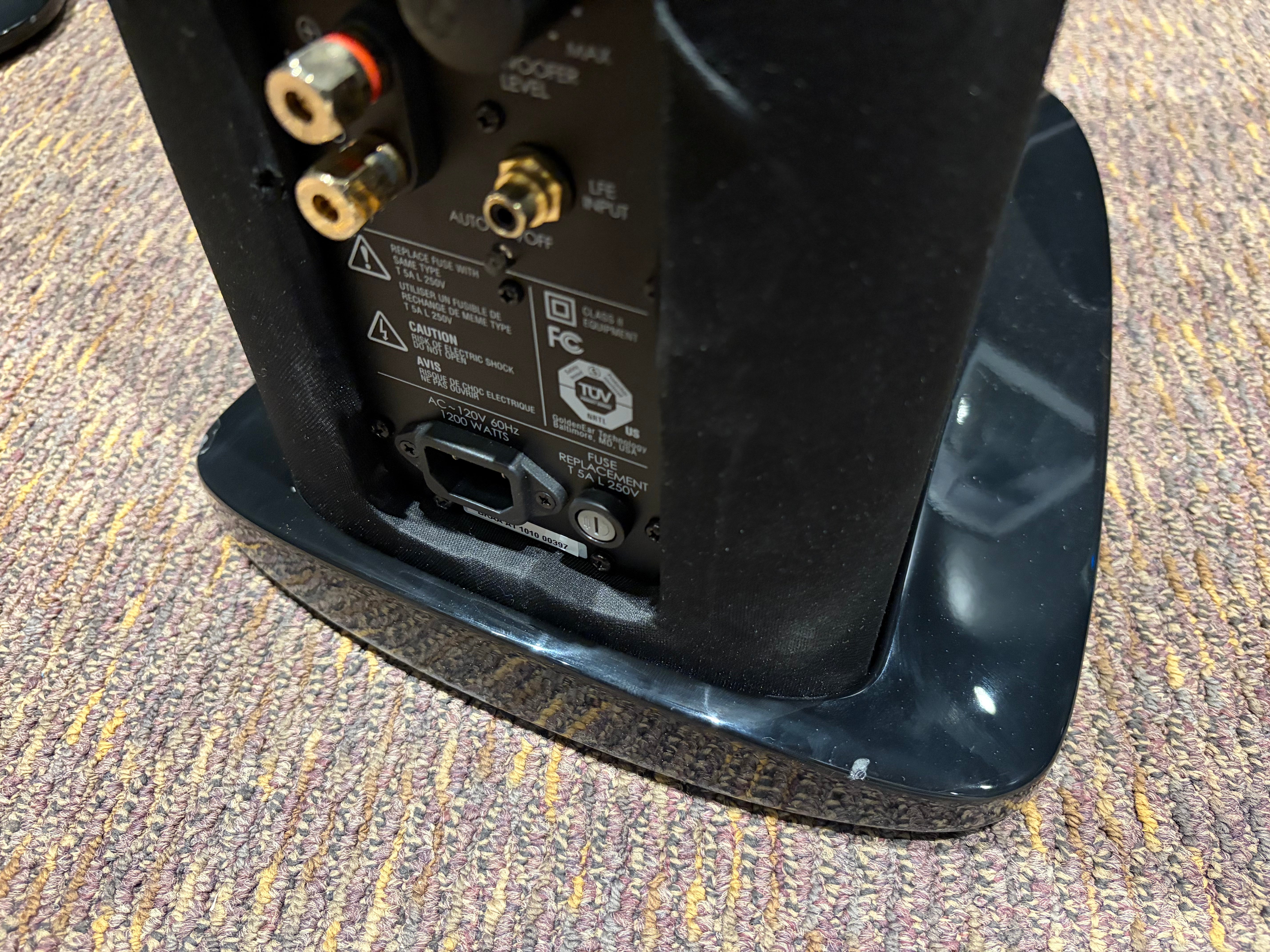 PRE-OWNED Triton Two Floorstanding Tower Speaker Pair