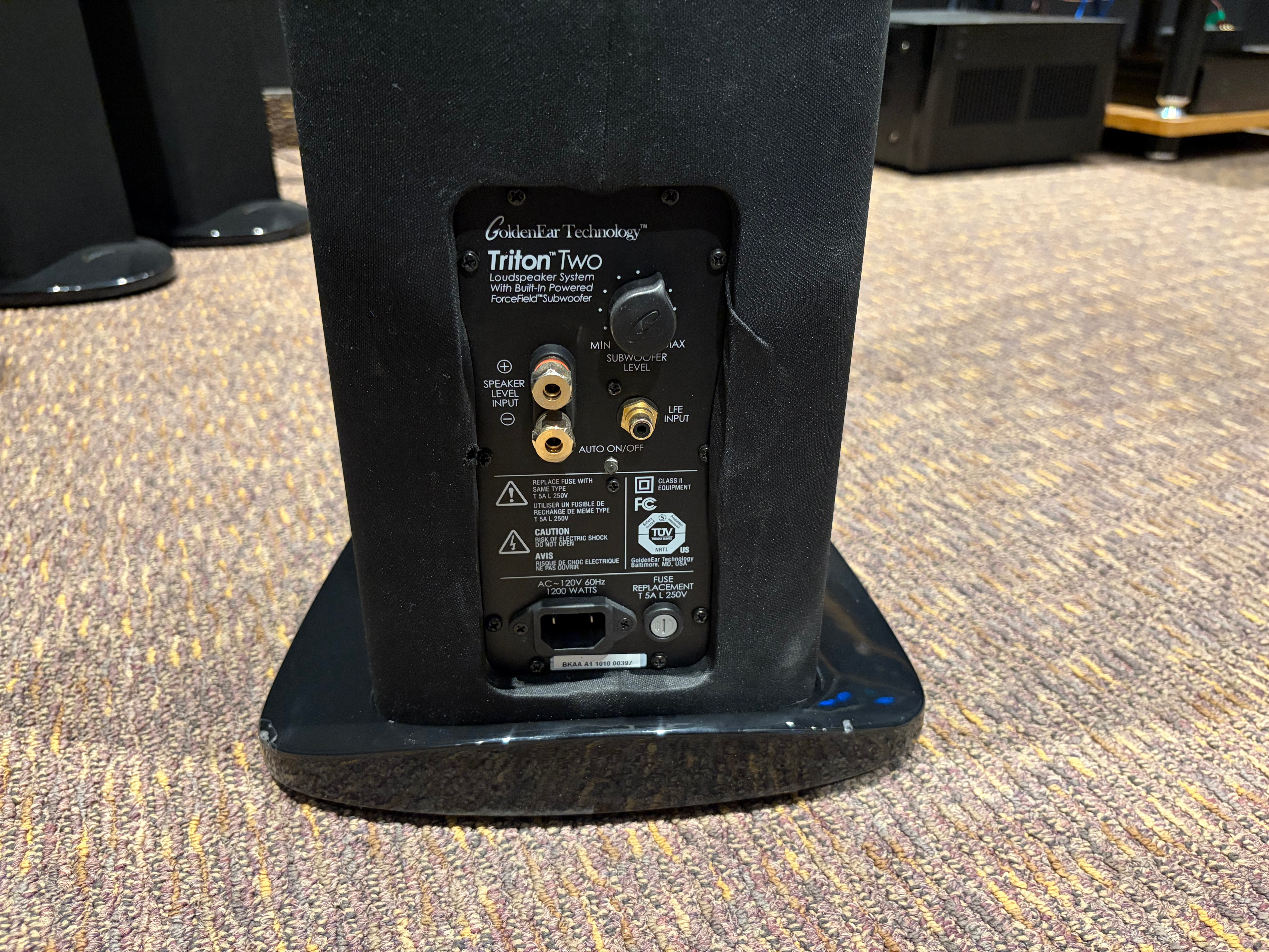 PRE-OWNED Triton Two Floorstanding Tower Speaker Pair