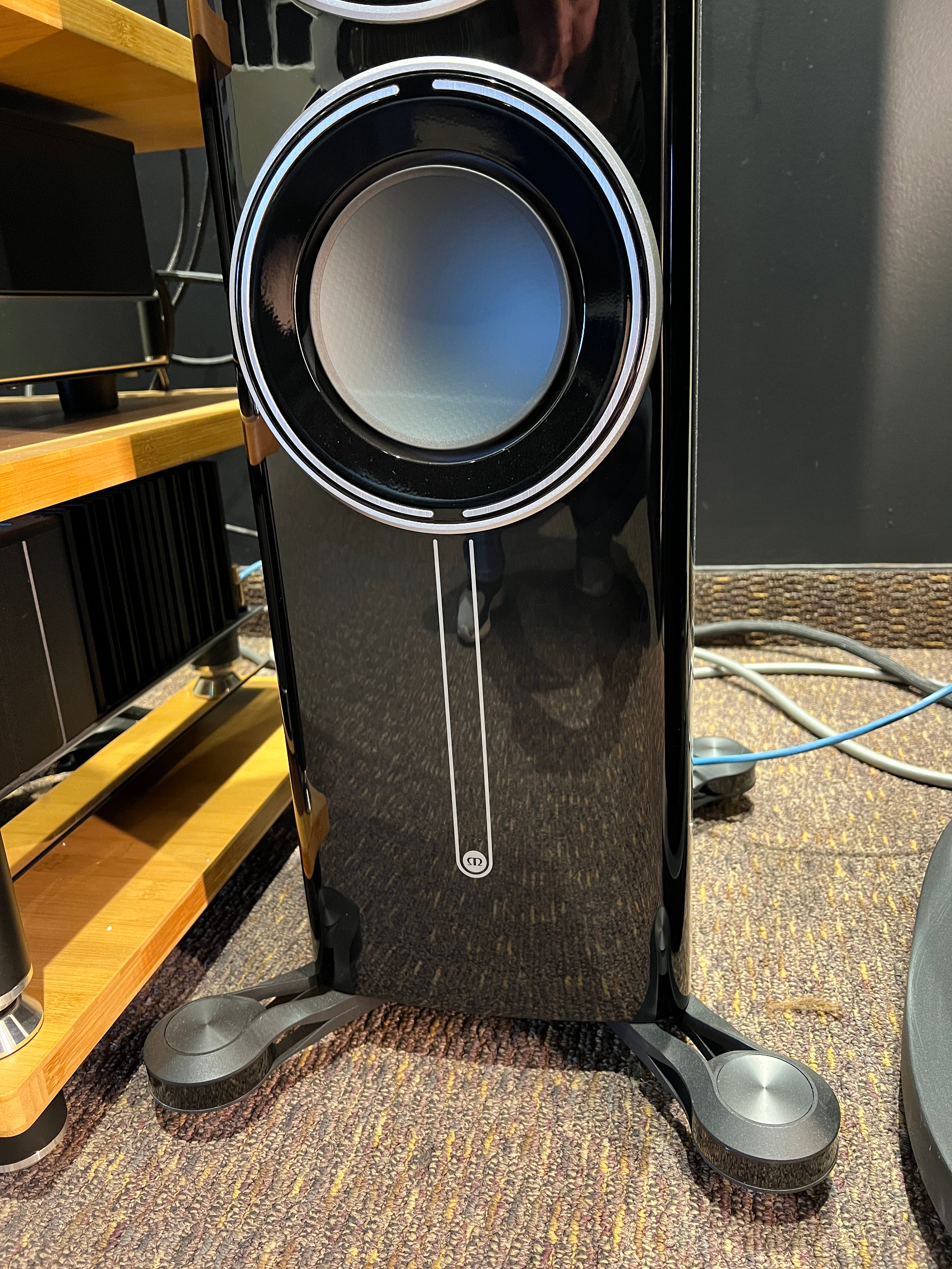 Monitor Audio Platinum PL-200 Floorstanding Speaker Pair - Demo