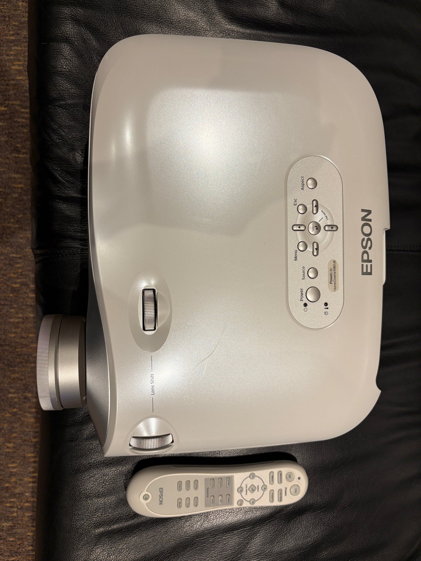 PRE-OWNED Epson Home Cinema 1080UB Projector
