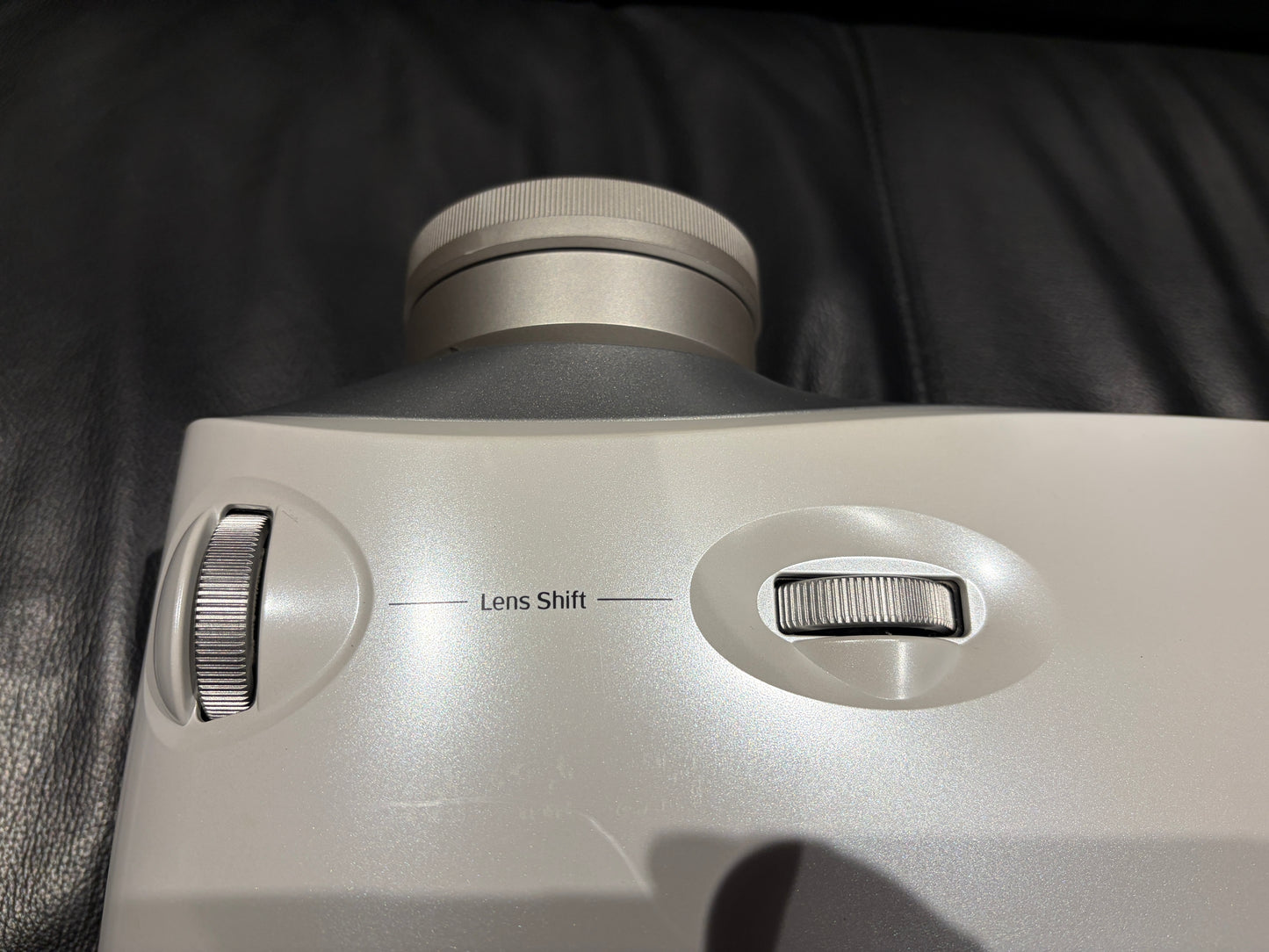 PRE-OWNED Epson Home Cinema 1080UB Projector