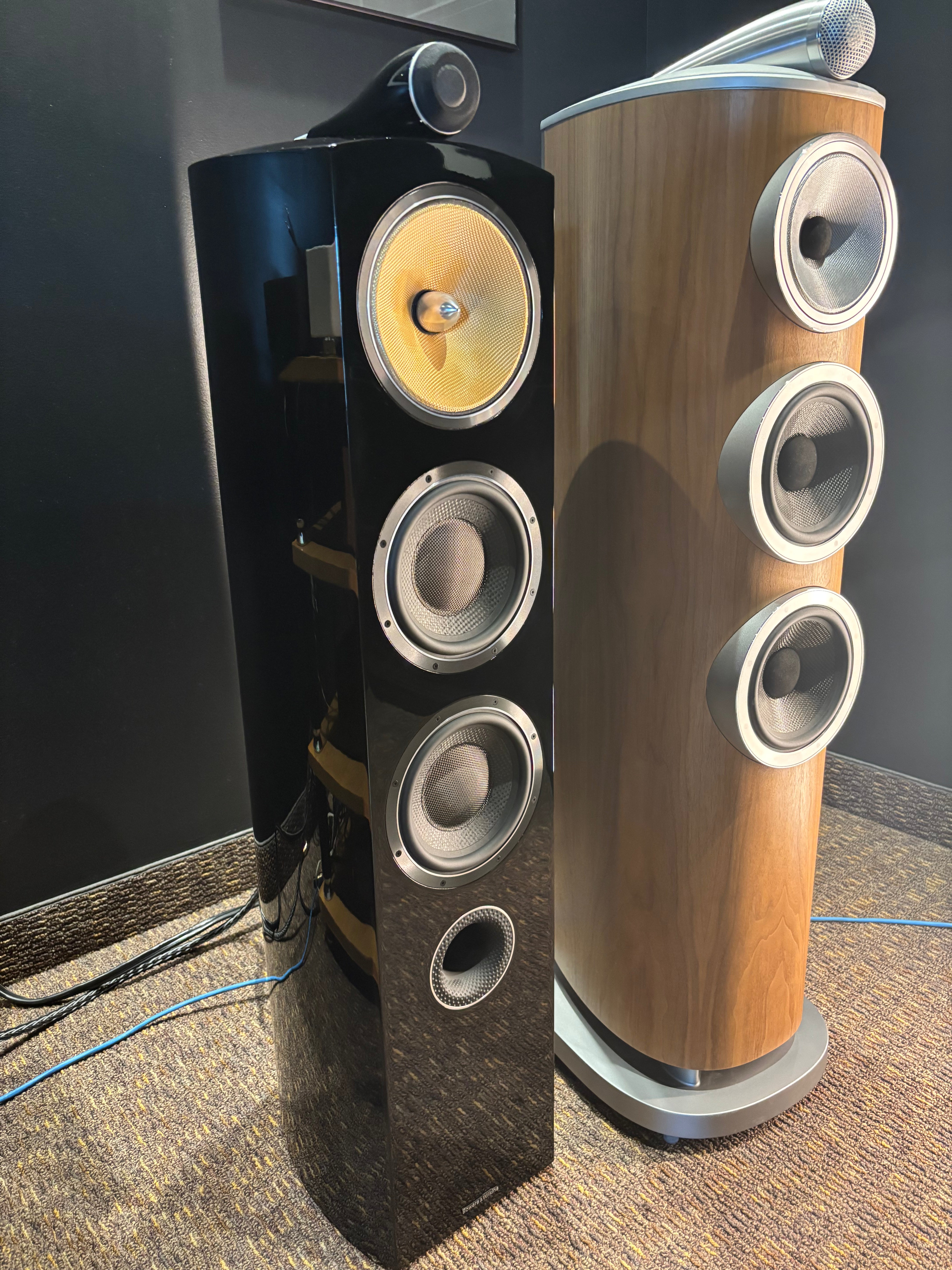 Pre-Owned 804 Diamond Floor-standing Speaker Pair - Gloss Black
