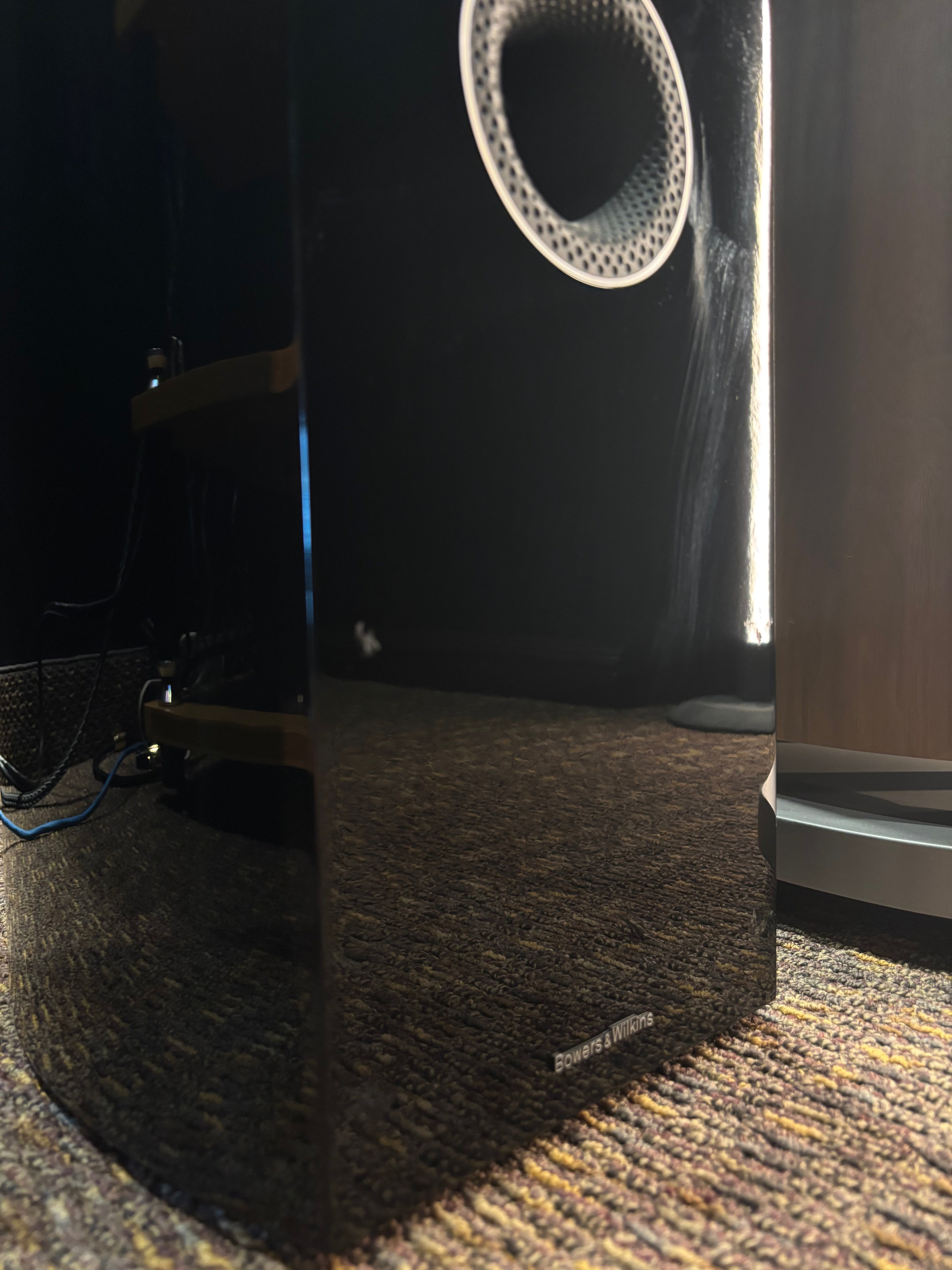Pre-Owned 804 Diamond Floor-standing Speaker Pair - Gloss Black