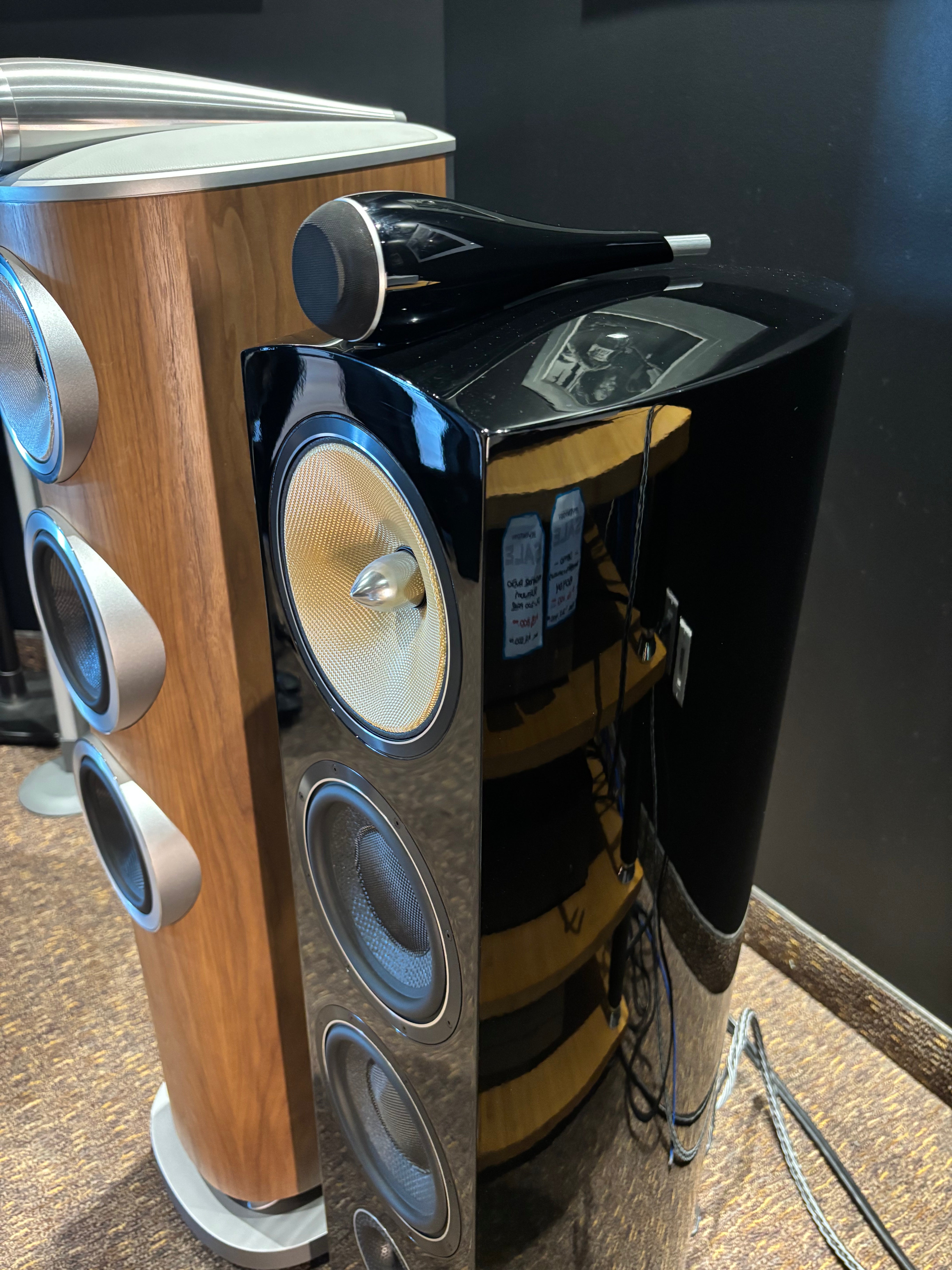 Pre-Owned 804 Diamond Floor-standing Speaker Pair - Gloss Black