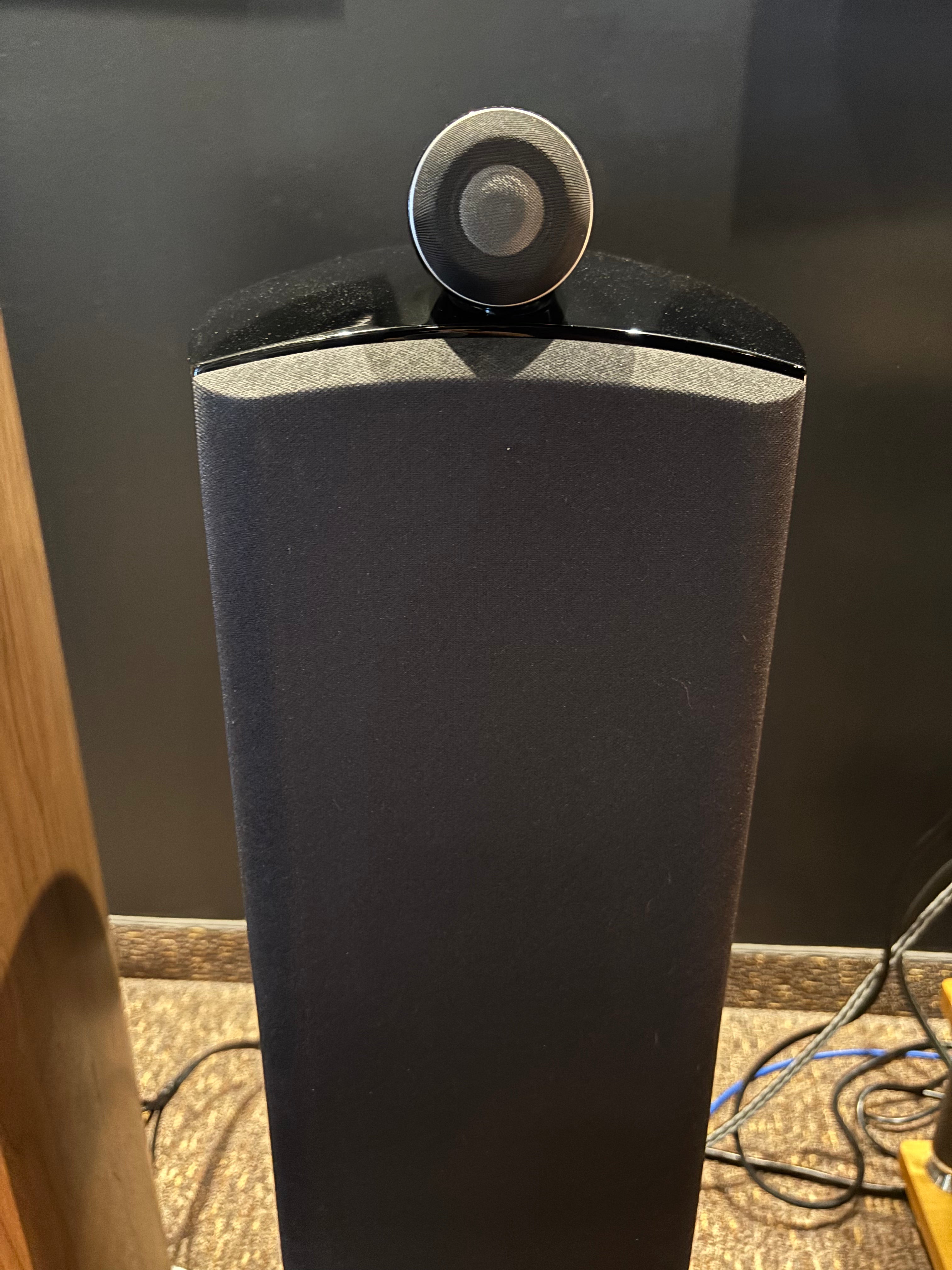 Pre-Owned 804 Diamond Floor-standing Speaker Pair - Gloss Black