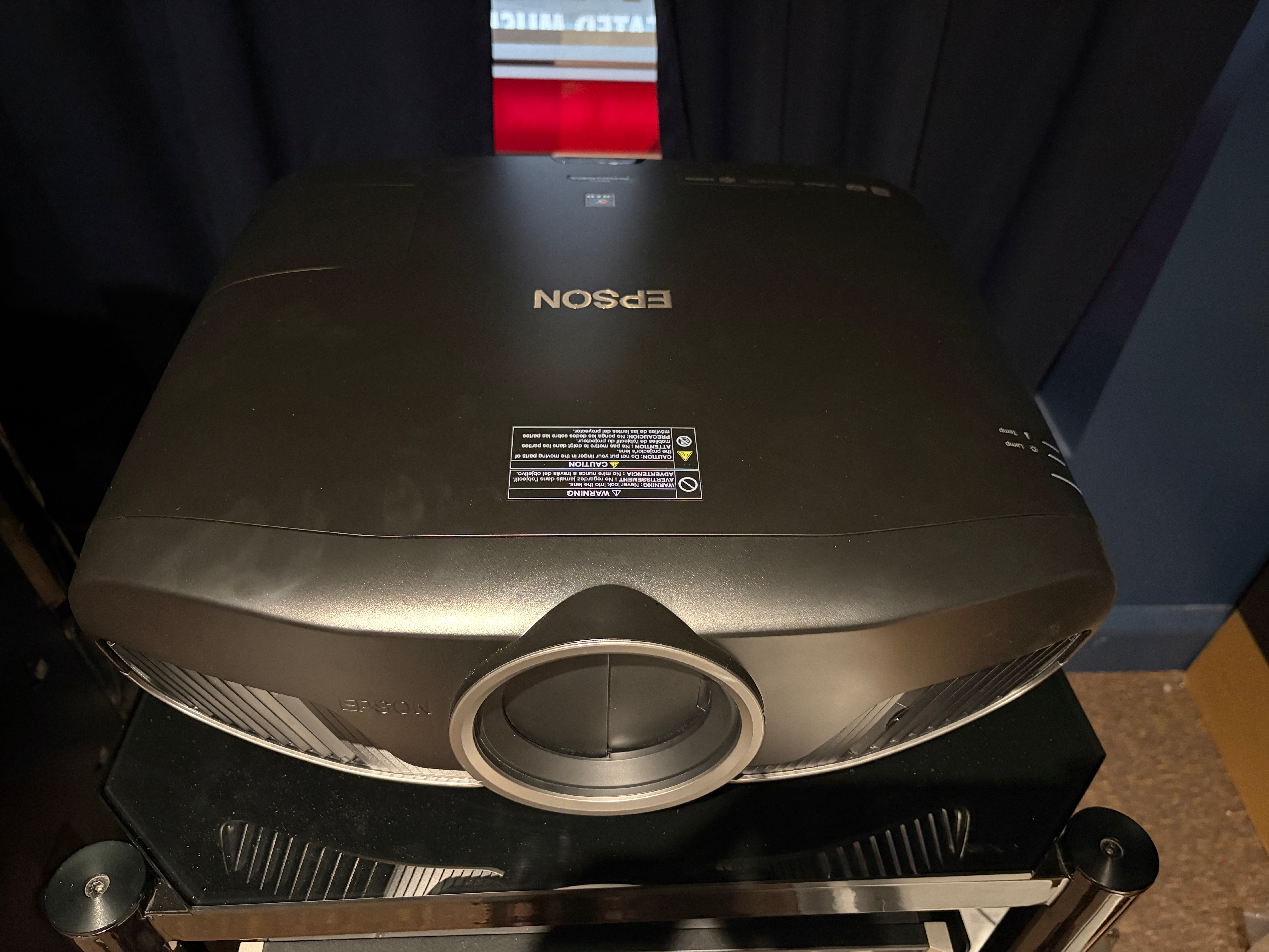 Pre-Owned Epson Pro Cinema 6040UB Projector