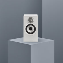 607 S3 Bookshelf Speakers - White