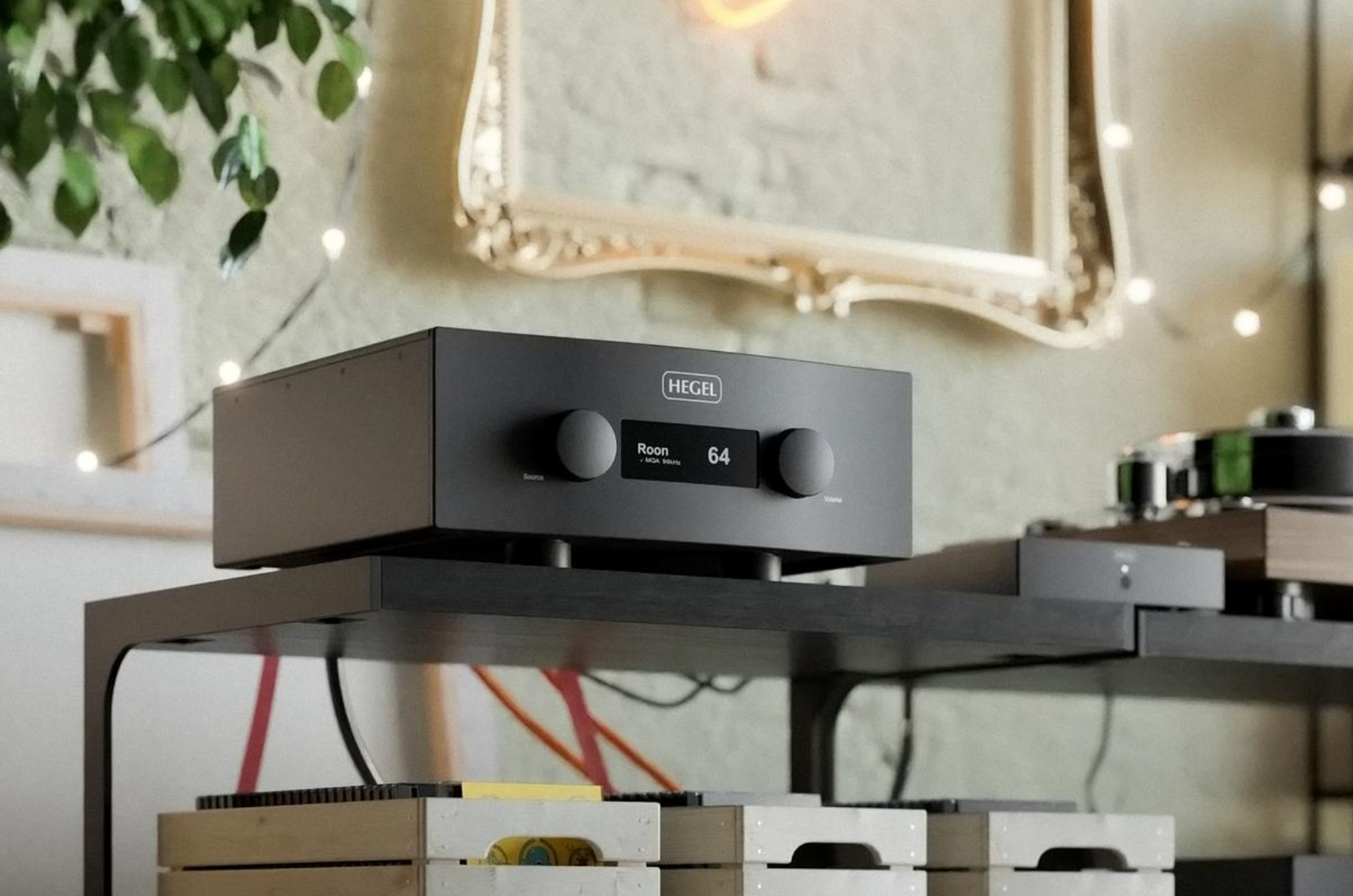 H600 Reference Integrated Amplifier with DAC and Streamer