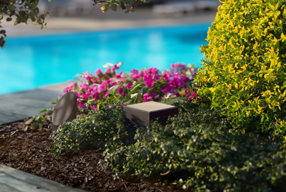 Hardscape Cube Subwoofer w/Granite Top