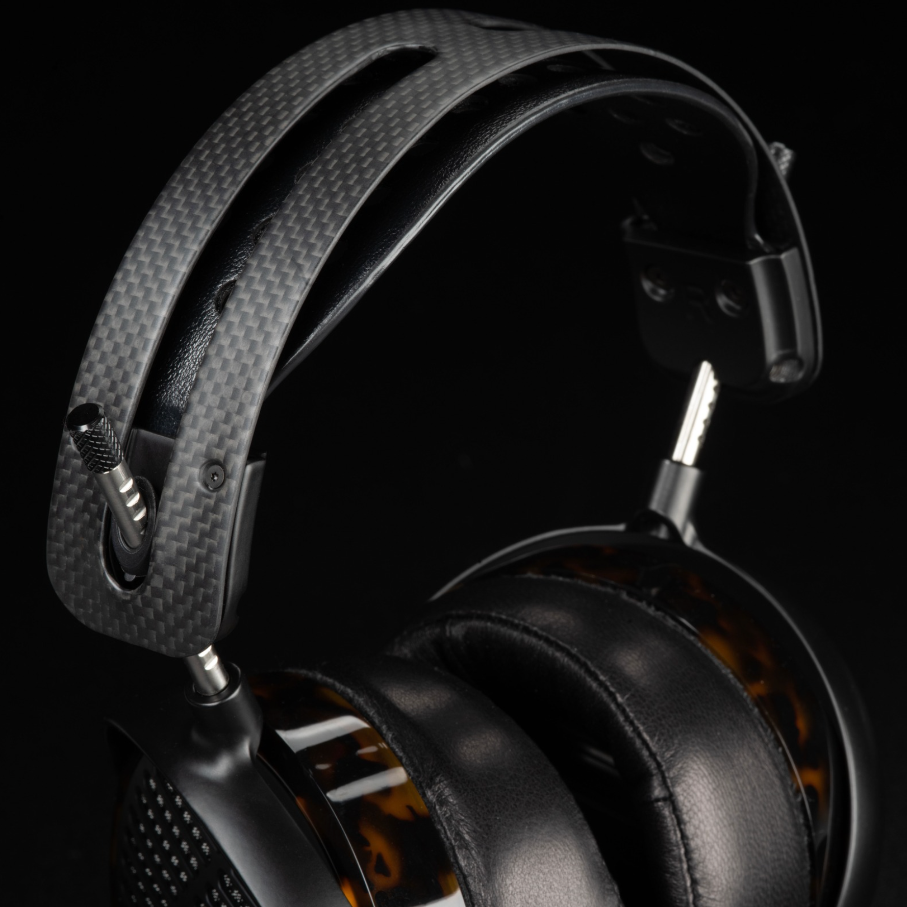 LCD-5 w/ACETATE Ring Cable w/6.35 Adapter