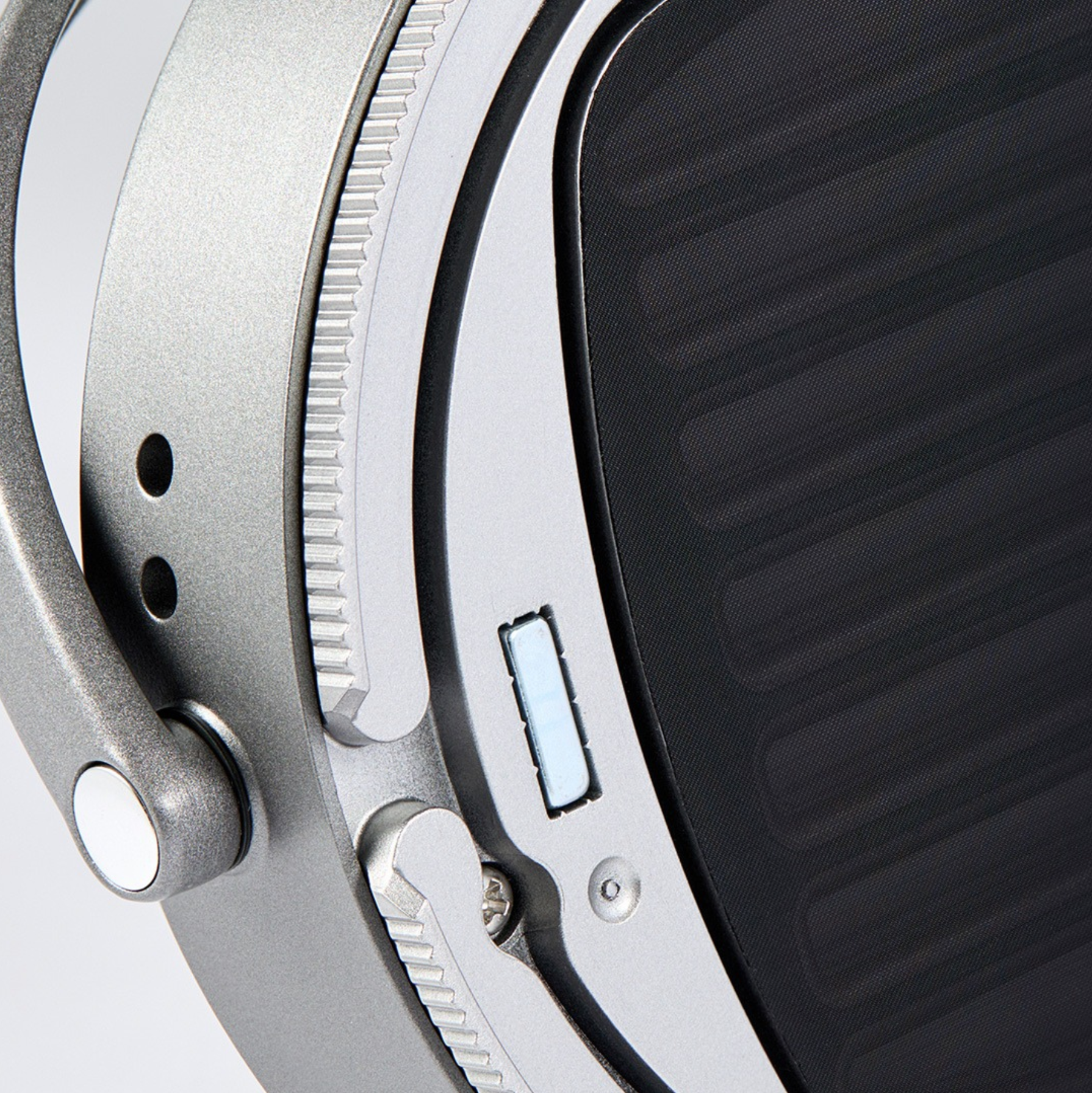 LCD-S20 Closed-Back Planar Headphones