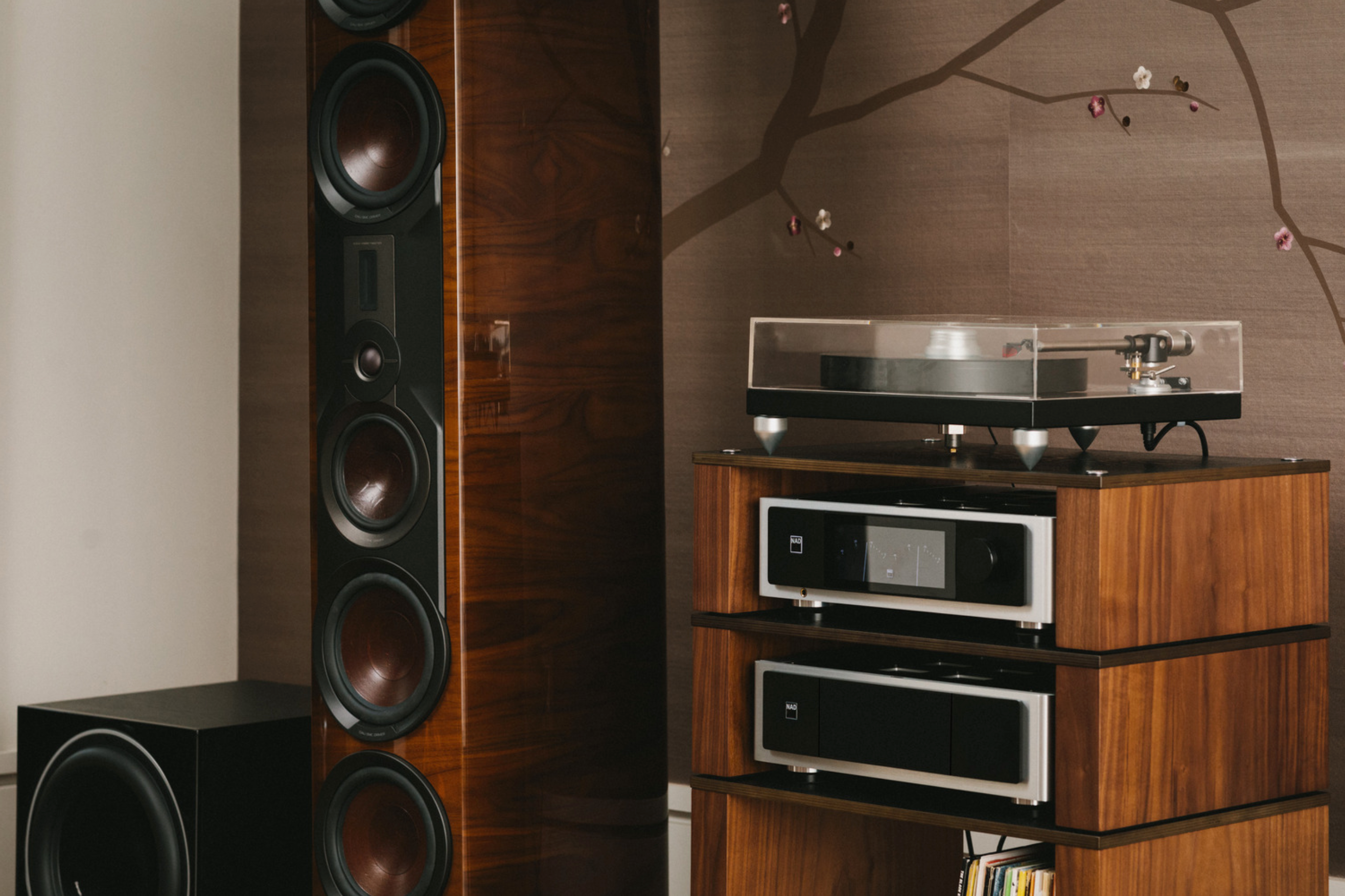 M23 V2 Stereo Power Amplifier